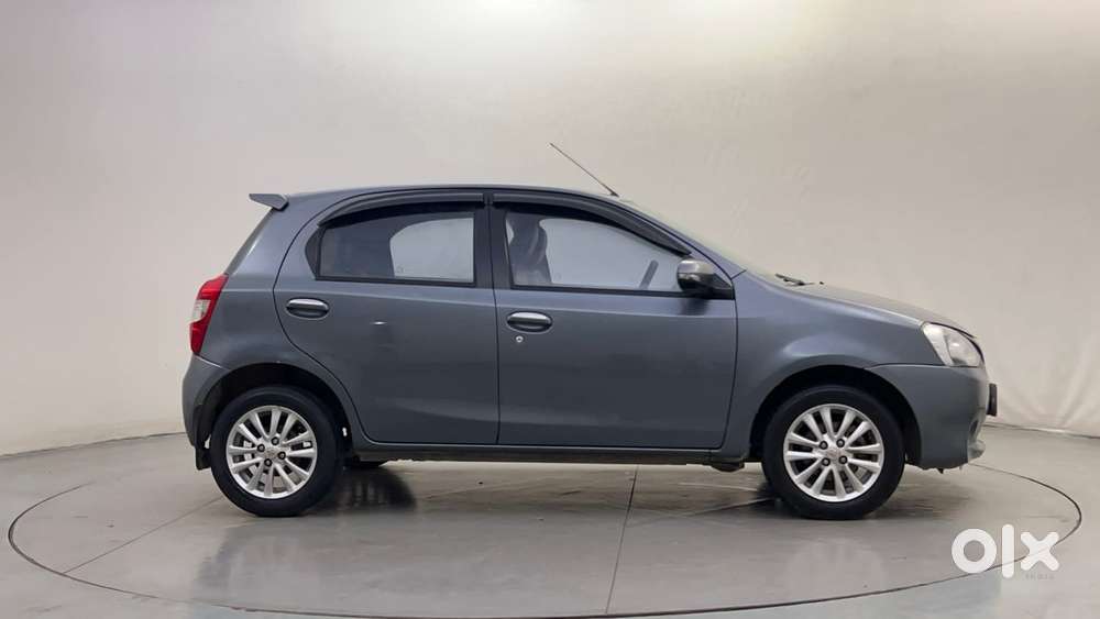 Toyota Etios Liva Vx, 2016, Petrol