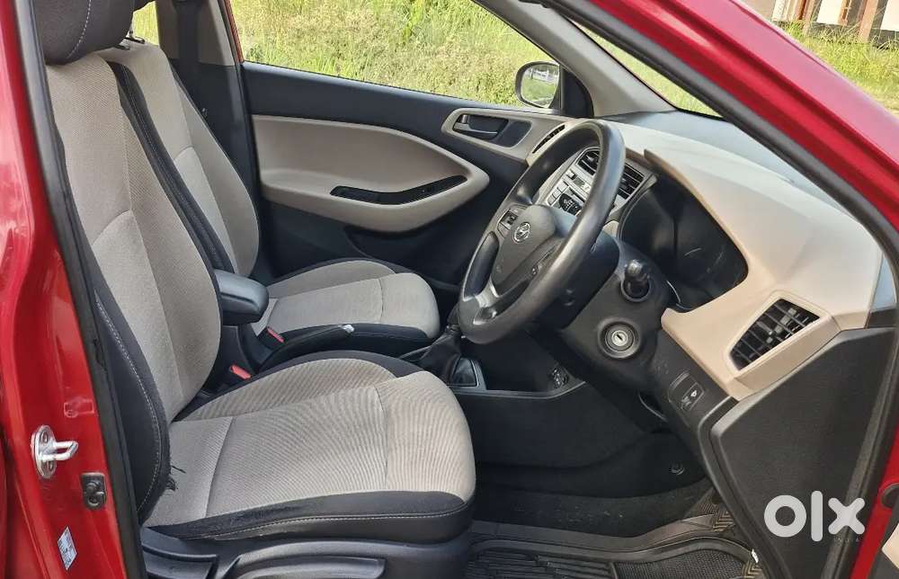 Hyundai I20 2017 Reg.petrol 74000 Km Driven