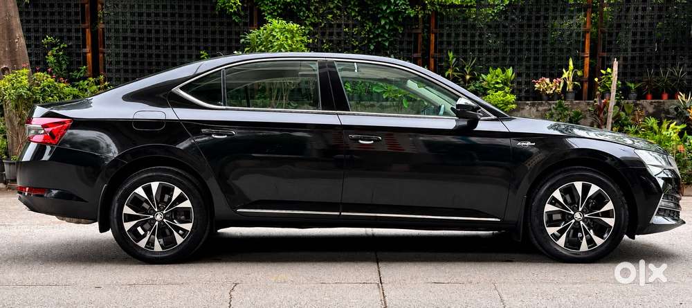 Skoda Superb 2.0 Tsi At L&k, 2021, Petrol