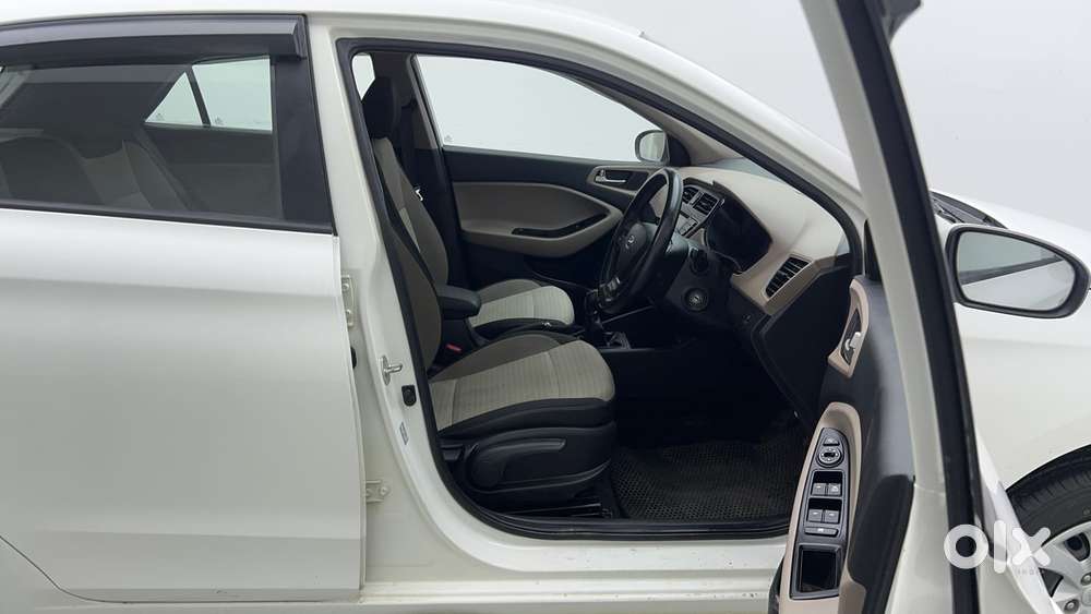 Hyundai Elite I20 [ ] 1.2 Sportz, 2018, Petrol