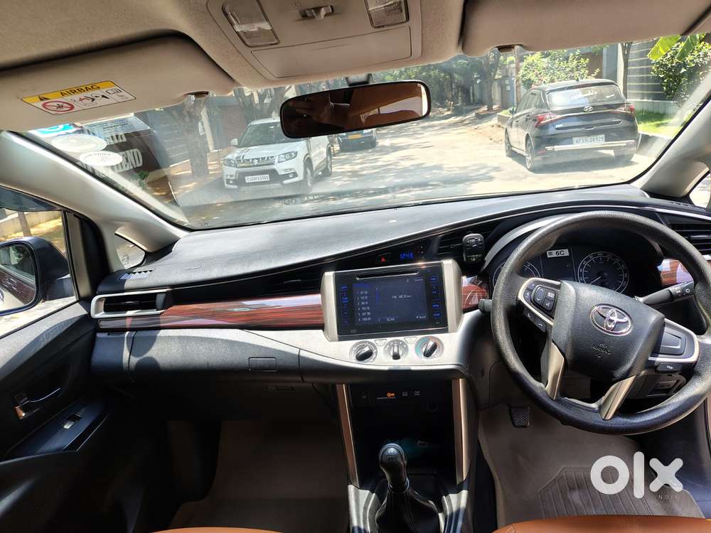 Toyota Innova Crysta 2.4 Gx Mt 8s, 2019, Diesel
