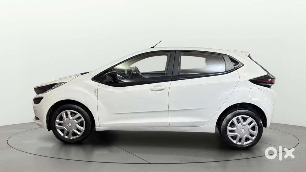 Tata Altroz 1.2 Xm Plus, 2021, Petrol