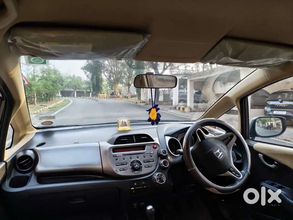 Honda Jazz 2012 Petrol Well Maintained (doctor Driven)
