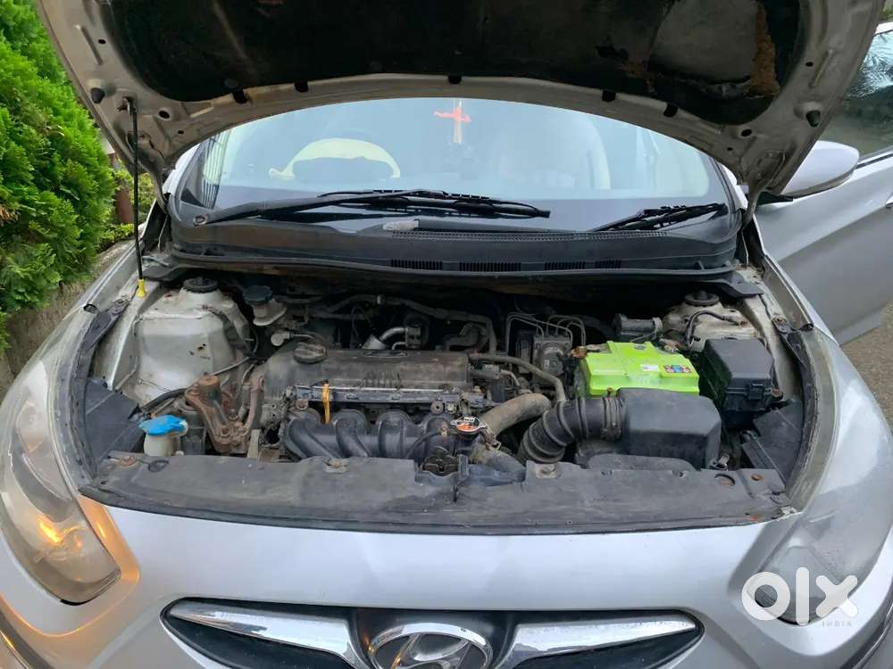 Hyundai Verna Fluidic 2011 Petrol Manual