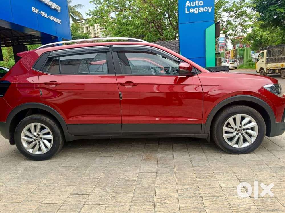 Volkswagen Taigun 1.0 Tsi Highline At, 2023, Petrol