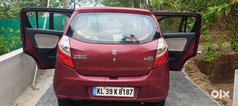 ഗവണ്മെന്റ് സ്കൂൾ ടീച്ചർ കാർ,