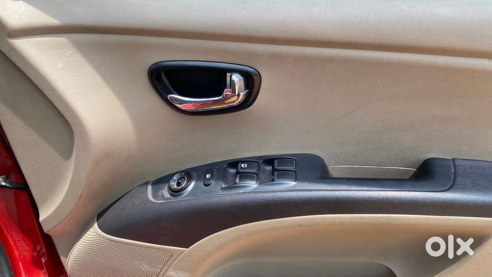 Hyundai I10 [2010-2017] 1.2 Sportz At, 2013, Petrol