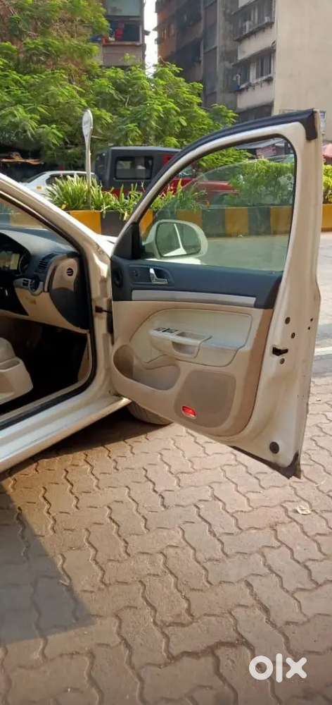 Skoda Laura 2010 Argent Sell