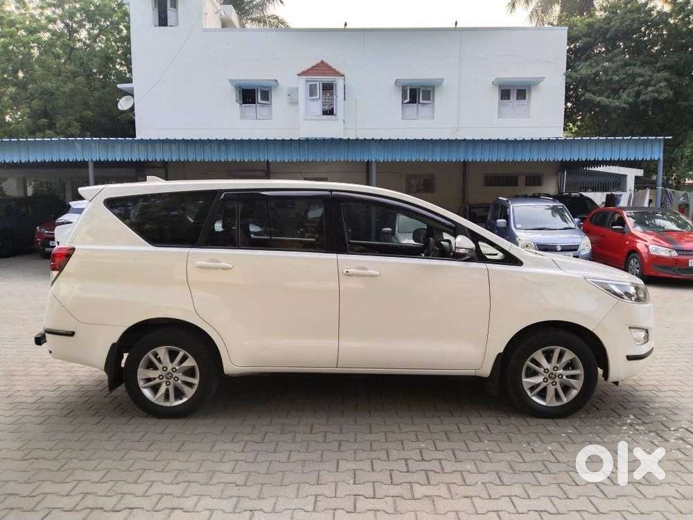 Toyota Innova Crysta 2.4 G Mt, 2016, Diesel