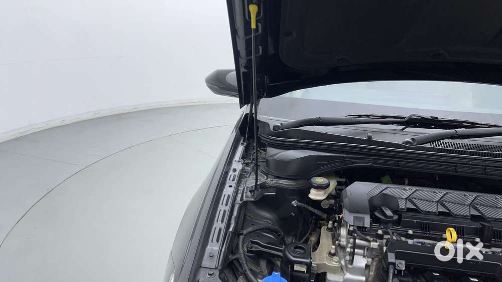 Hyundai Verna 1.5 Sx (o) Vtvt Ivt, 2023, Petrol