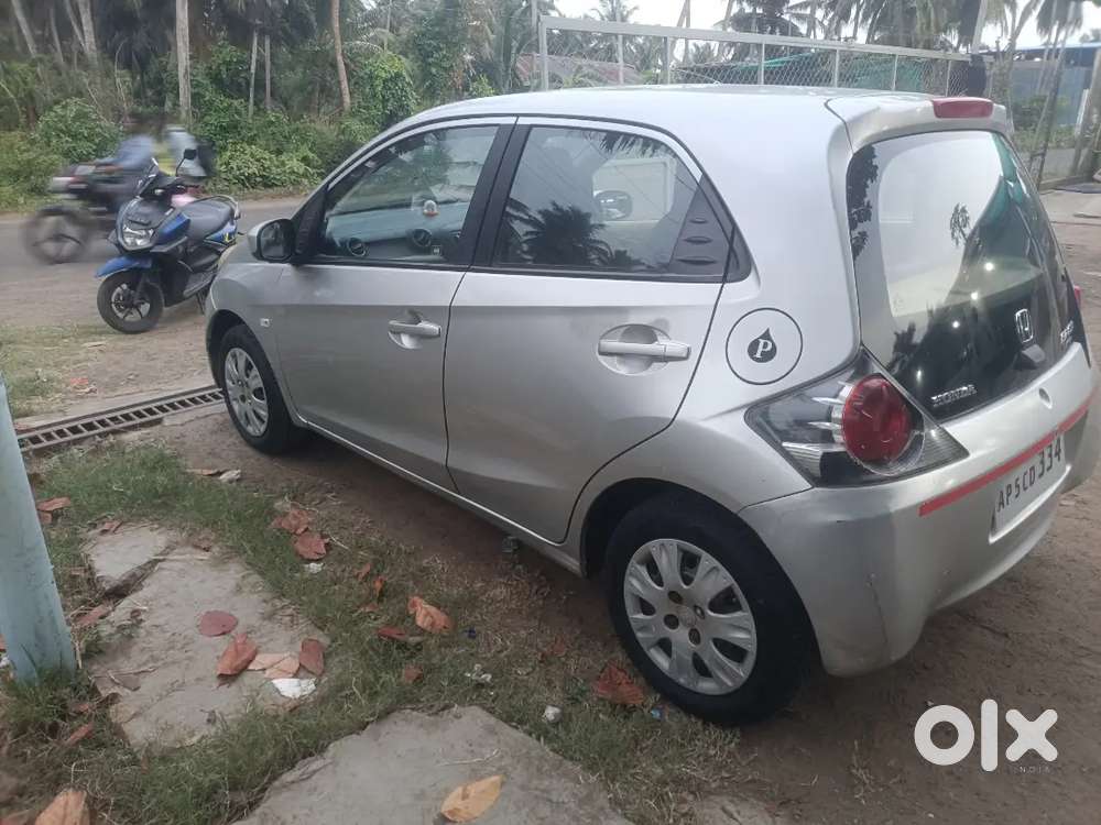 Honda Brio Petrol 2012 Mt 65000 Km
