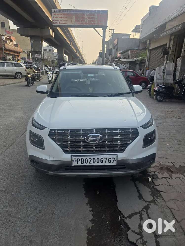 Hyundai Venue 2020 1.5 Crdi Sx Diesel. Single Handedly Used