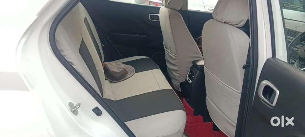 Hyundai Venue 2021 Petrol Well Maintained