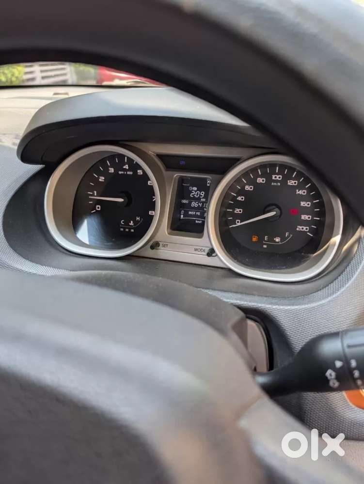 Tata Tiago Xz, 2016, Petrol