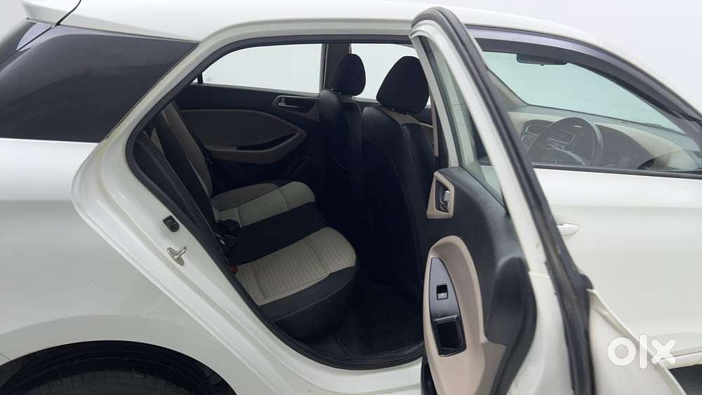 Hyundai Elite I20 [ ] 1.2 Sportz, 2018, Petrol