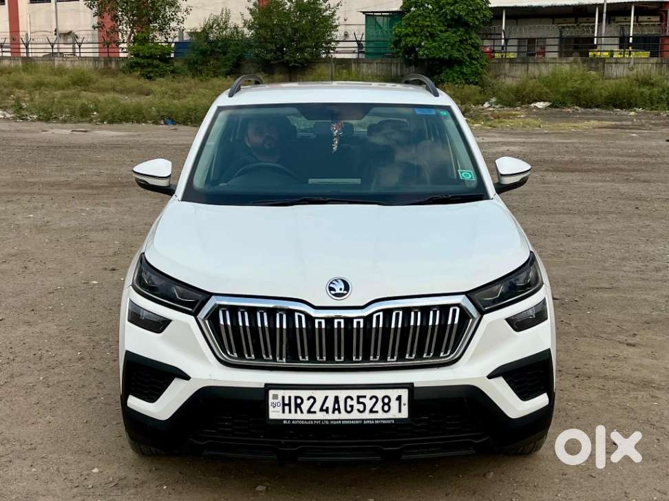 Skoda Kushaq 1.0 Tsi Active, 2023, Petrol