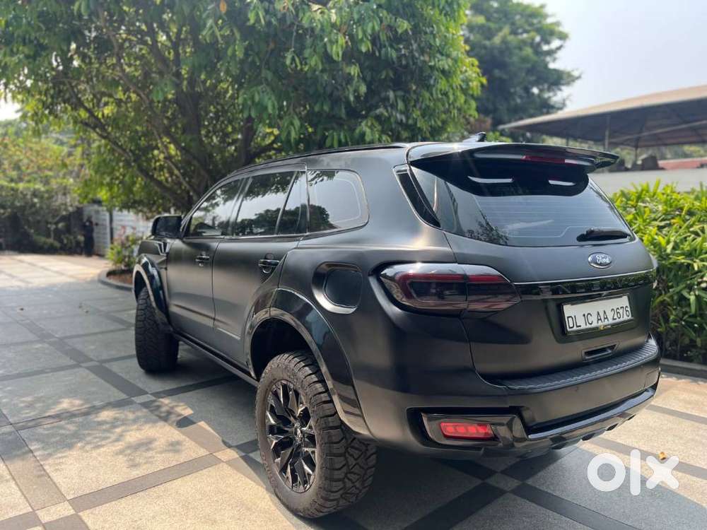 Ford Endeavour 3.2l 4x4 – Road Presence King  ₹9l Premium Upgrades