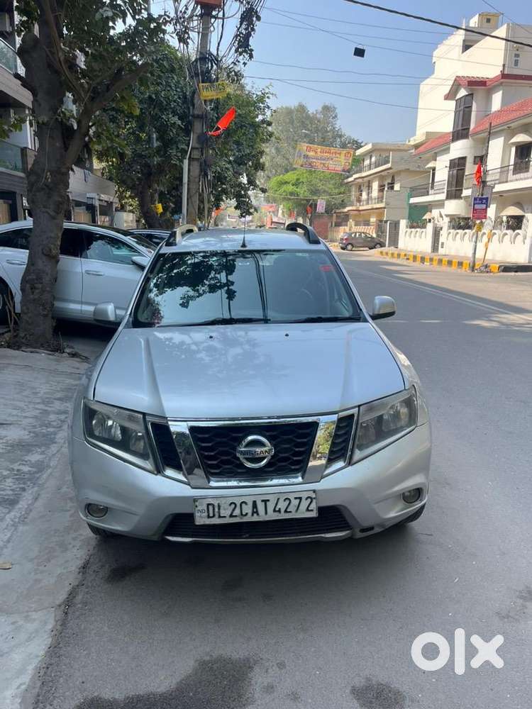 Nissan Terrano 2015 Petrol 77000 Km Driven