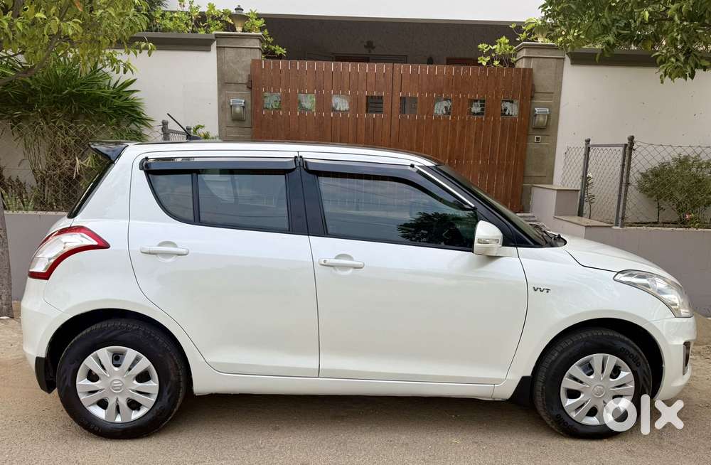 Maruti Suzuki Swift Vxi Optional, 2018, Petrol