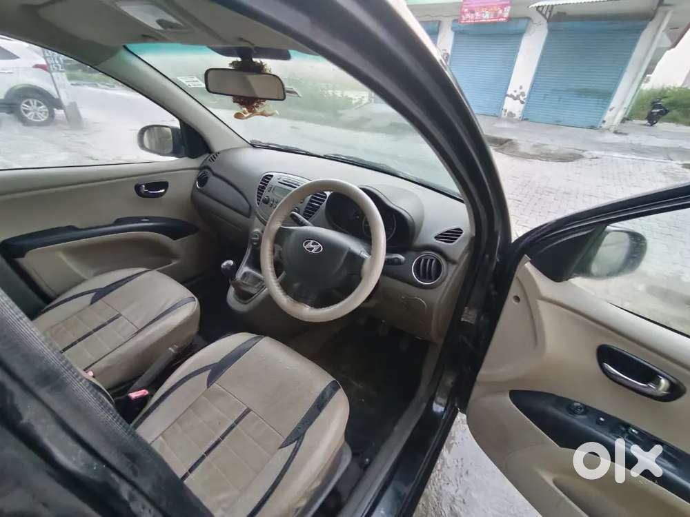 Hyundai I10 Sportz Petrol Manual 2012
