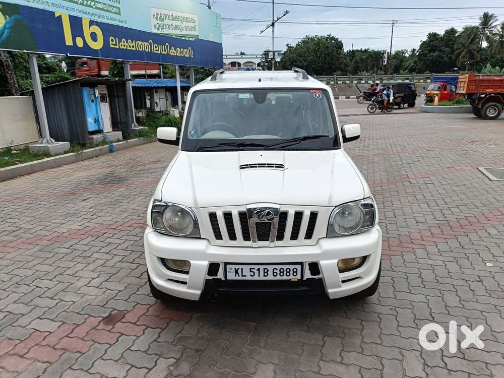 Mahindra Scorpio Vlx 2wd Bsiv, 2011, Diesel