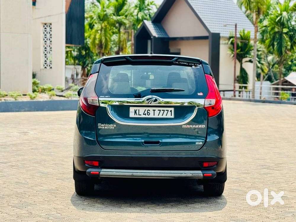 Mahindra Marazzo M8, 2019, Diesel