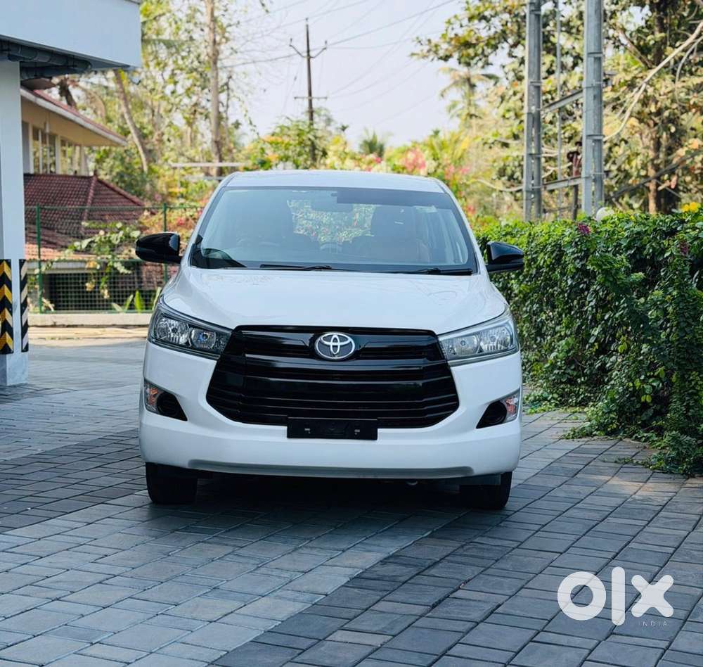 Toyota Innova Crysta 2019