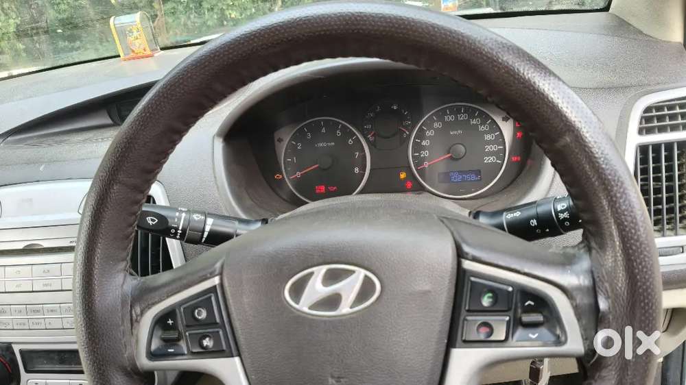Hyundai I20 Sportz Petrol 2011