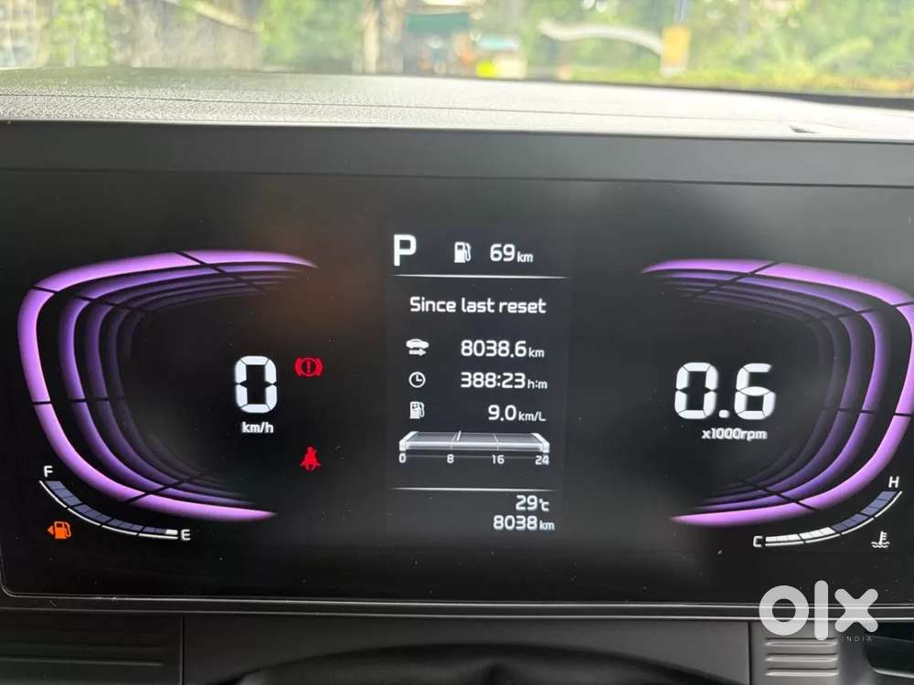 Kia Carens Clavis Ev Htk+, 2025, Petrol