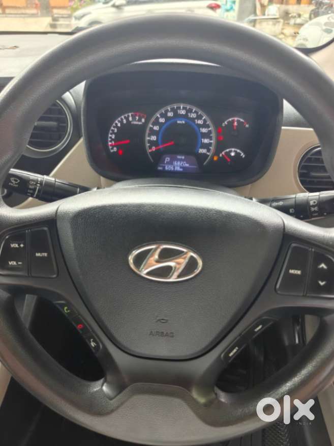 Hyundai Grand I10 Sportz (o) 1.2 At Vtvt, 2017, Petrol