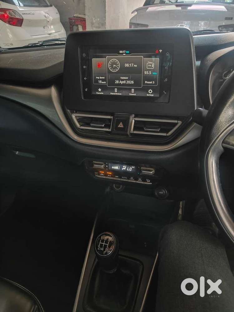 Maruti Suzuki Baleno Cng Petrol Single Hand Driven