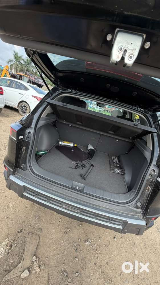 Hyundai Creta Sx (o) 1.5 Diesel Automatic Knight Dual Tone, 2025, Di..