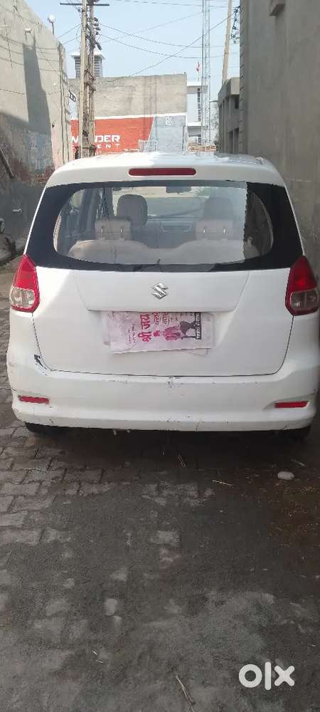 अर्टिगा गाड़ी है2012 दिसम्बर की।एक्सचेंज भी कर लेंगे किसी वैगन आर से