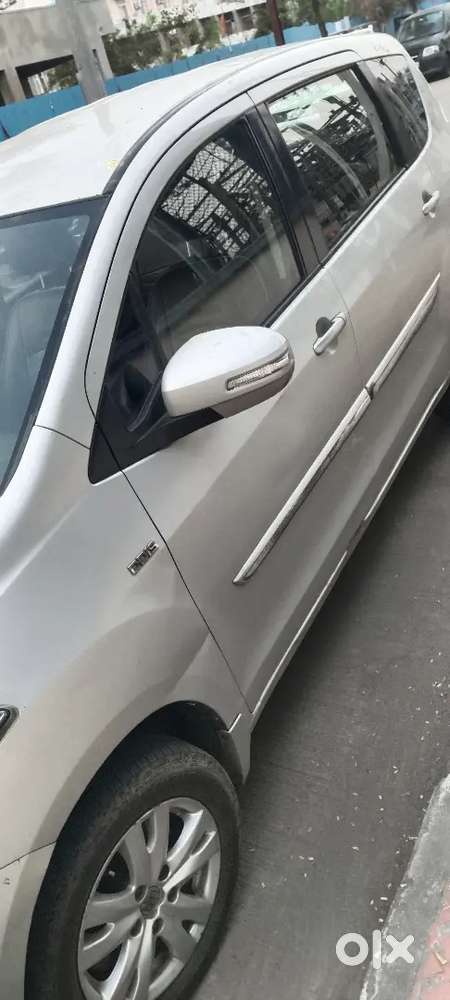 Maruti Suzuki Ertiga 2017 Diesel 80000 Km Driven