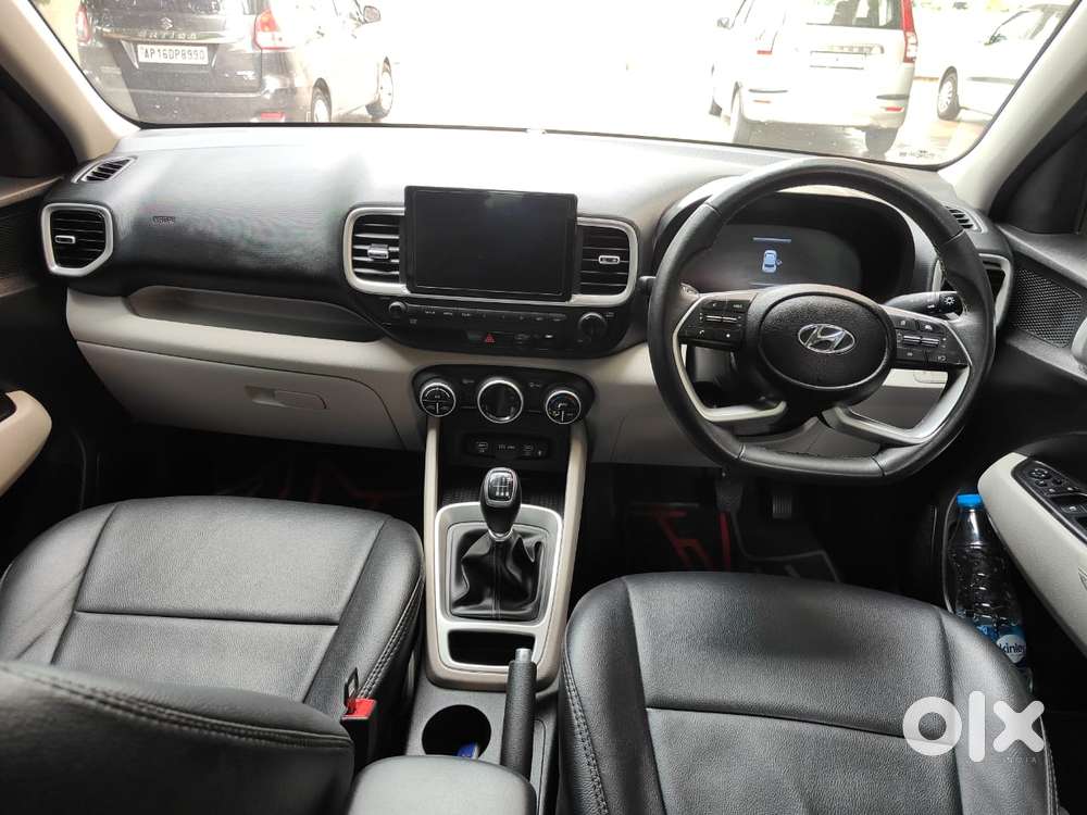 Hyundai Venue 1.0 Sx (o) Turbo Imt, 2023, Petrol