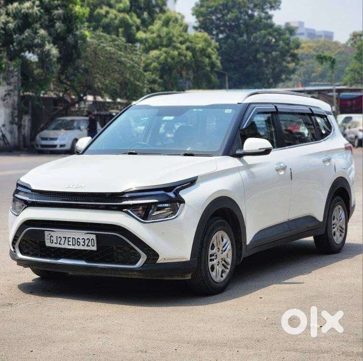 Kia Carens 1.5 Prestige 7 Str, 2023, Petrol