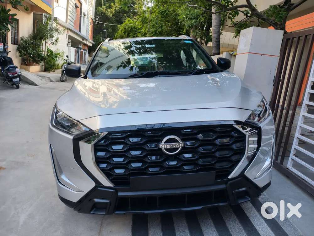 Nissan Magnite  Visia Ez-shift 2025