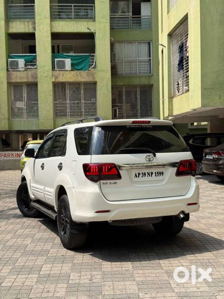 Toyota Fortuner 2011-2016 4x2 At, 2013, Diesel