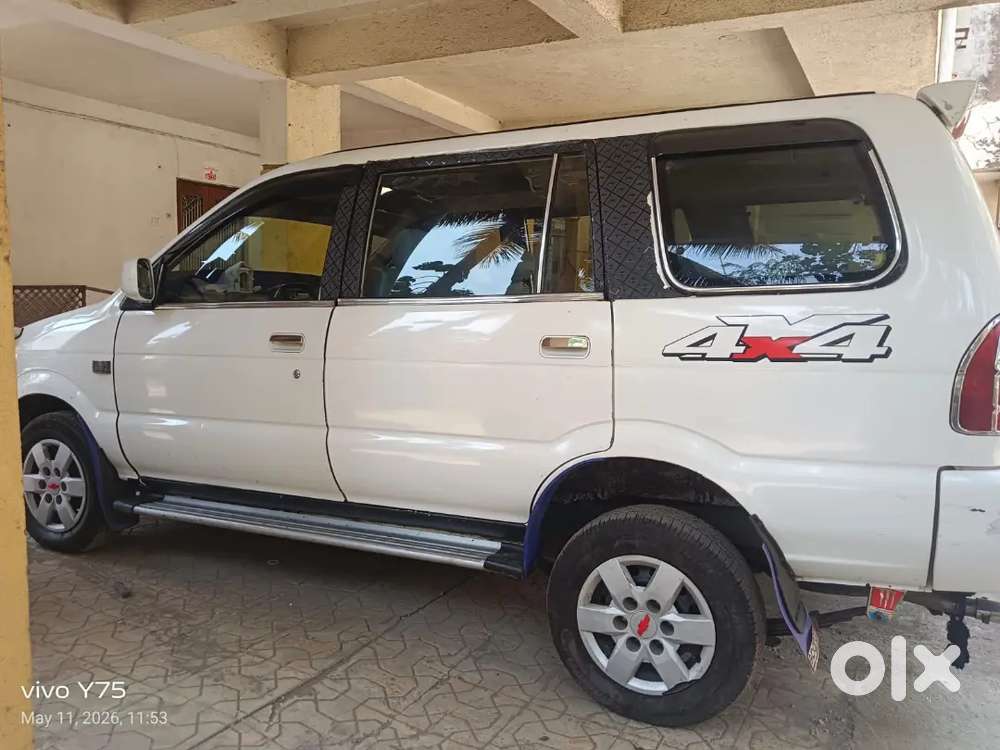Chevrolet Tavera 2015 Diesel Well Maintained