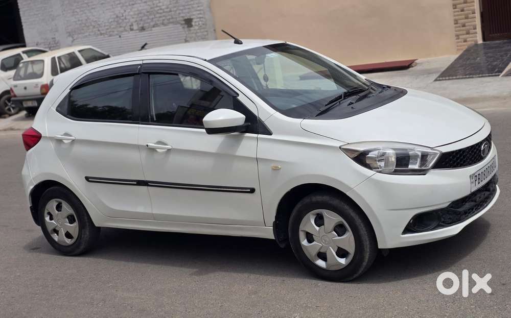 Tata Tiago Xe, 2016, Petrol