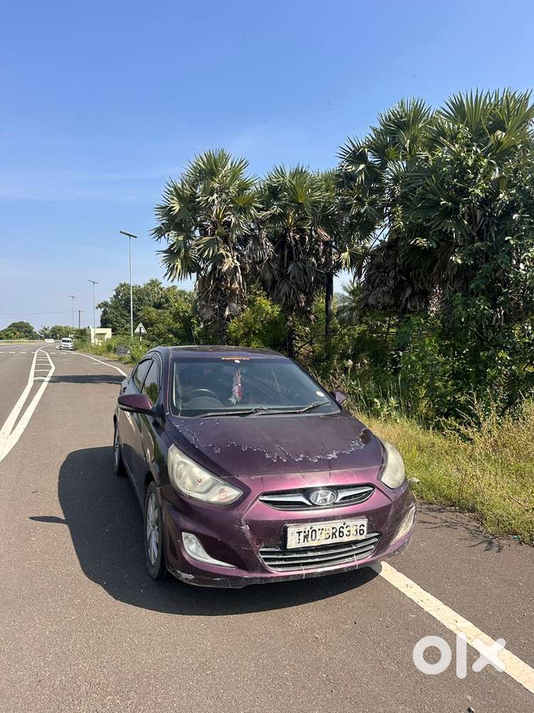 Hyundai Fluidic Verna 2012
