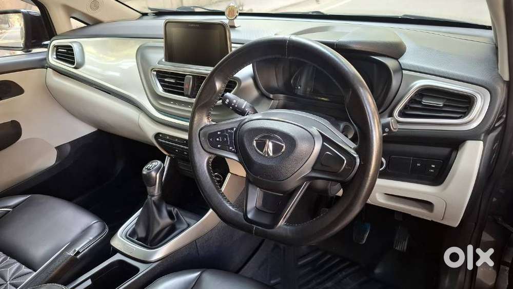 Tata Altroz Xz Plus (s) Icng, 2023, Cng & Hybrids