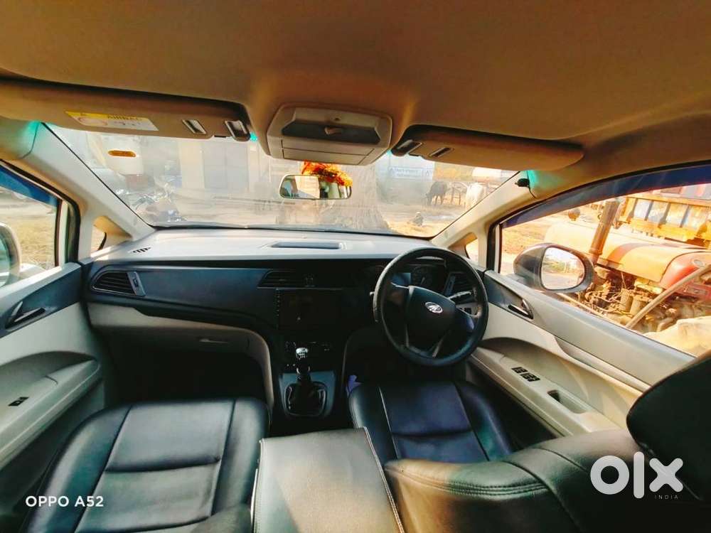 Mahindra Marazzo 2018 M2 8 Seater
