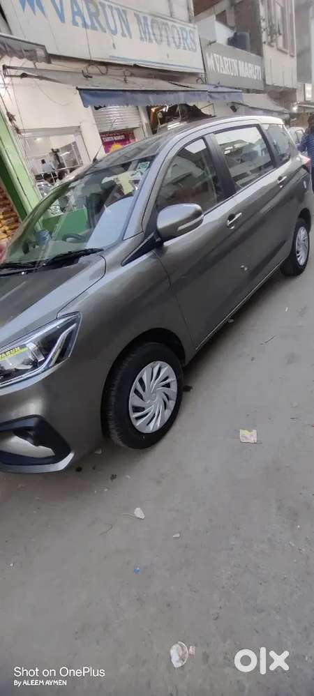 Maruti Suzuki Ertiga Vxi 2023
