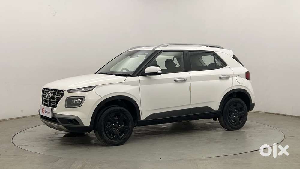 Hyundai Venue 1.2 S Plus, 2022, Petrol