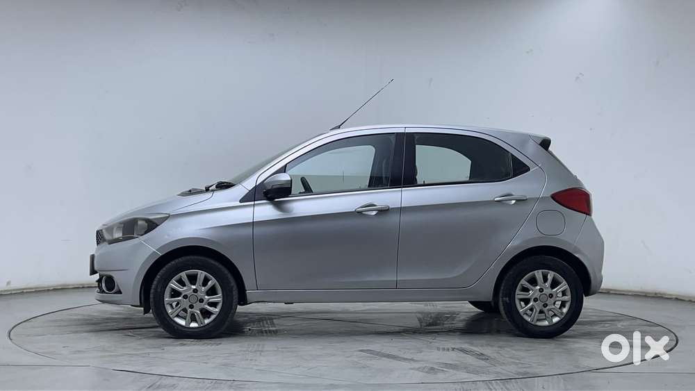 Tata Tiago Xza, 2017, Petrol
