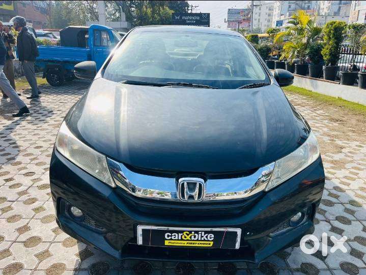 Honda City 1.5 V 4th Gen I-vtec Mt, 2016, Petrol