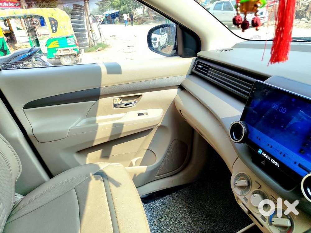 Maruti Suzuki Ertiga Vxi (o) Cng, 2025, Cng & Hybrids
