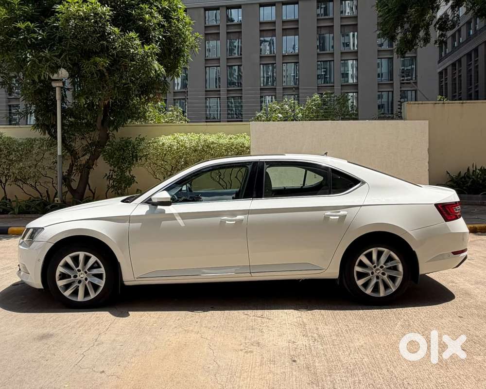 Skoda Superb 2.0 L&k Tsi At, 2020, Petrol