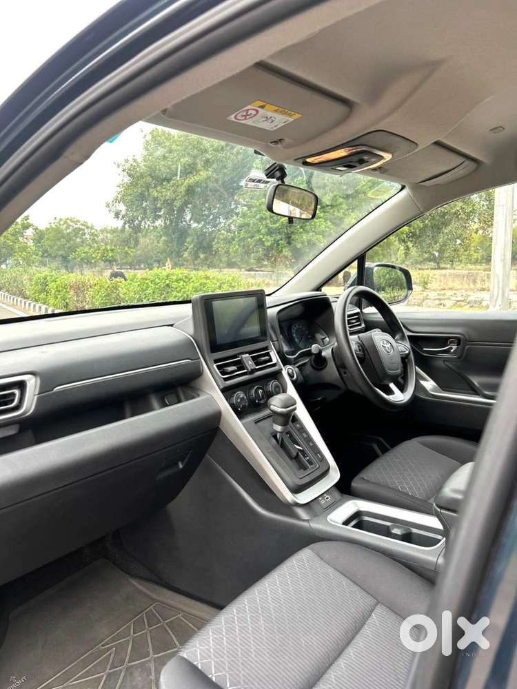 Toyota Innova Hycross 2.0 Gx 7 Str, 2024, Petrol